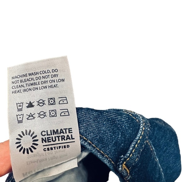 REFORMATION Organic Elan Ultra High Rise Jean Straight Leg Baltic 29 dark wash - Picture 8 of 12